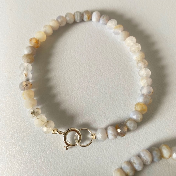 Chalcedony Bracelet - Picture 6 of 6